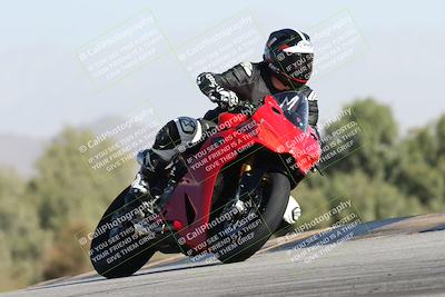 media/Dec-01-2025-Moto Forza (Mon) [[2daa91e15f]]/2-Intermediate Group/Session 2 Turn 9 Entry/